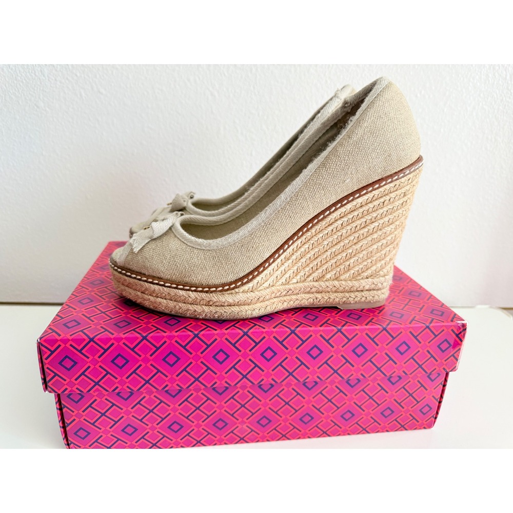 Tory Burch Logo Jackie Espadrille Wedge Sandals Gold Canvas Peep Toe Bow 9 B - Picture 4 of 7